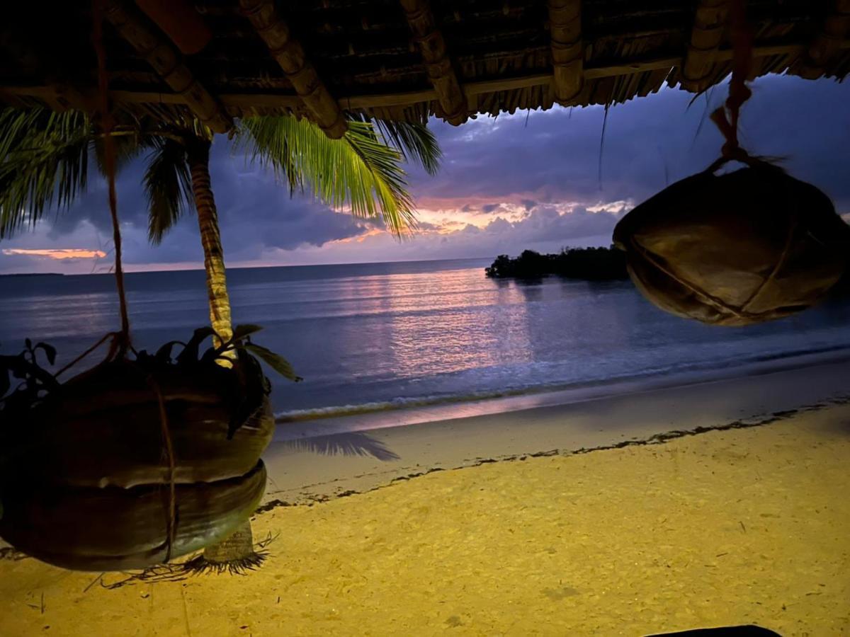 Mwazaro Beach Lodge Shimoni Luaran gambar