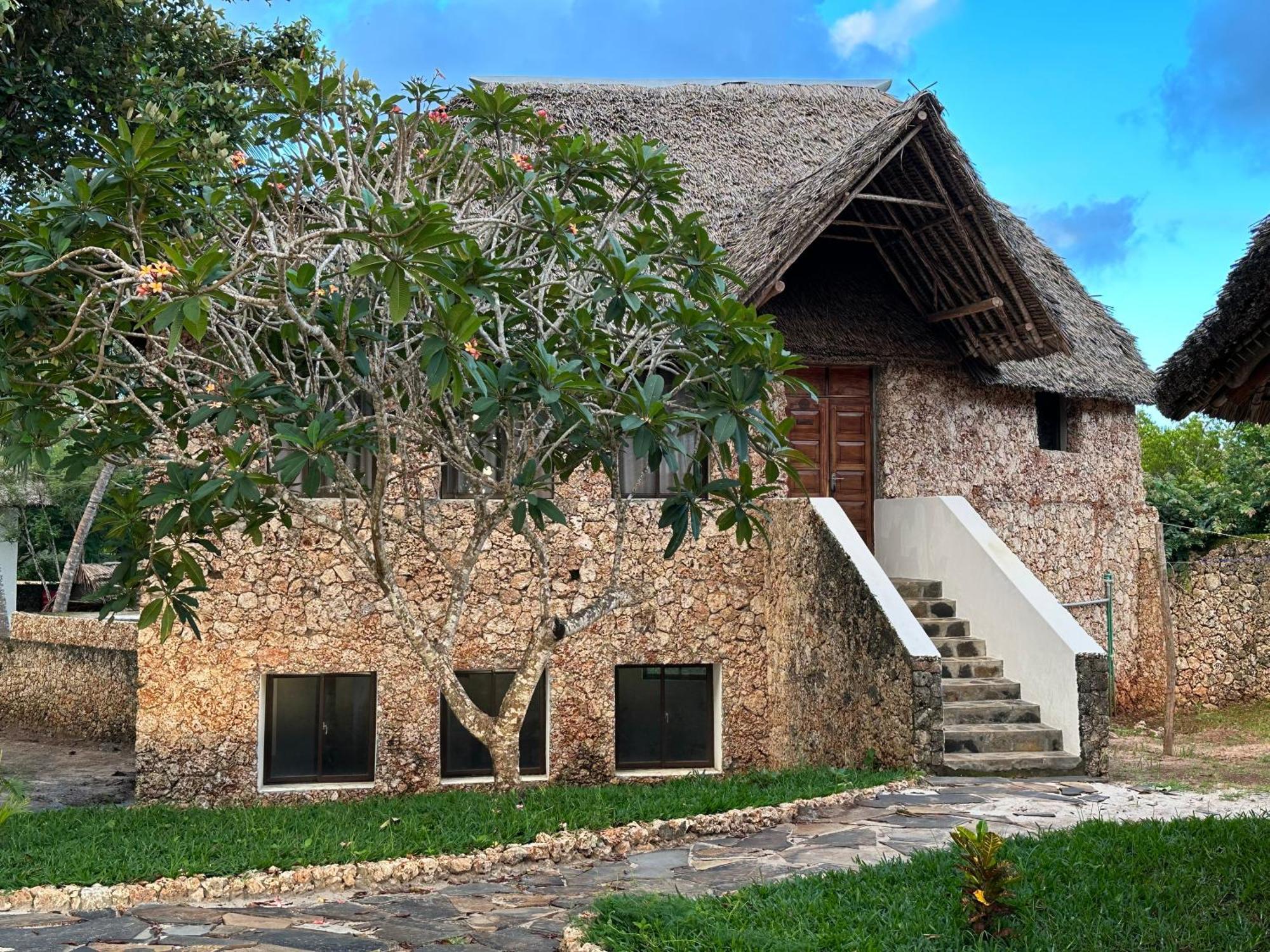 Mwazaro Beach Lodge Shimoni Bilik gambar